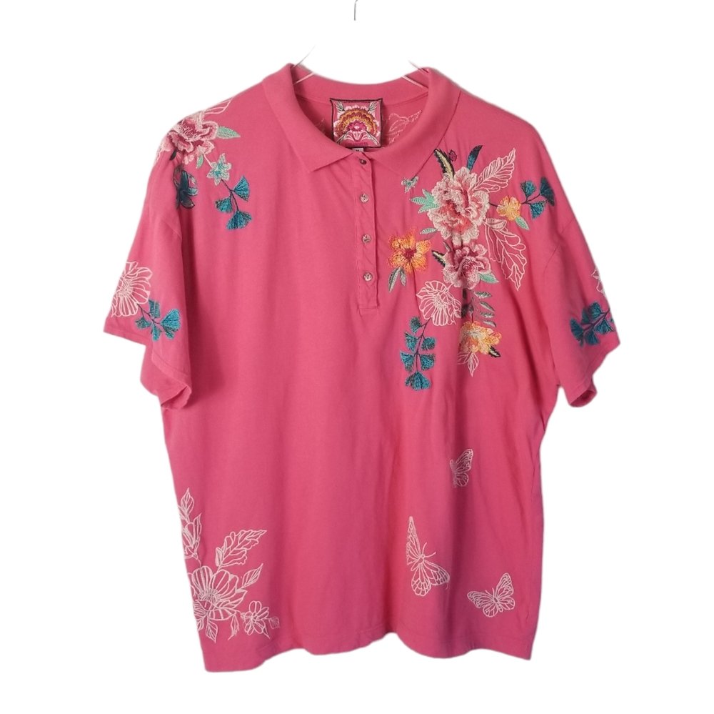 JOHNNY WAS Los Angeles Embroidered Lorne Polo Tee Size M Coral Pink Floral